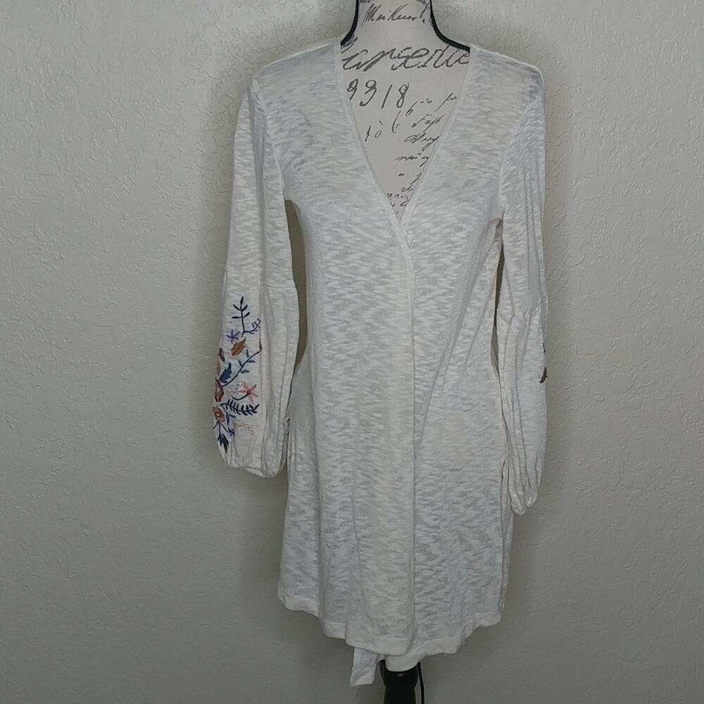 Eyeshadow Open‎ Front Floral Embroidered Detail Cardigan Size M Boho, Colorful